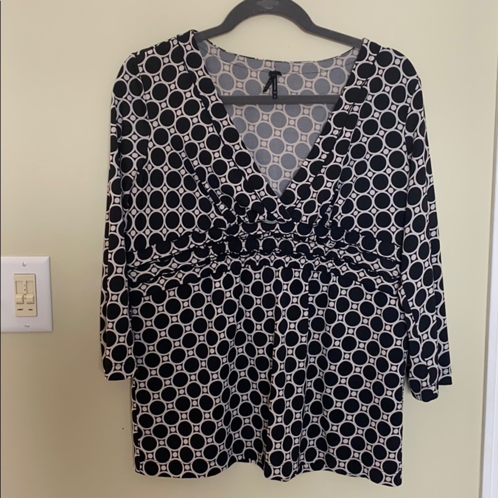Long sleeve v neck